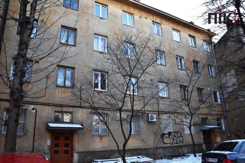 Івано-Франківськ навиворіт: вулиця Грушевського (ФОТОРЕПОРТАЖ) 20 DSC 0177 scaled