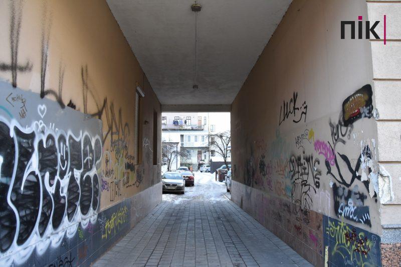 Івано-Франківськ навиворіт: вулиця Грушевського (ФОТОРЕПОРТАЖ) 22 DSC 0186 scaled