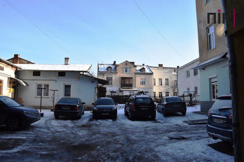 Івано-Франківськ навиворіт: вулиця Грушевського (ФОТОРЕПОРТАЖ) 27 DSC 0204 scaled