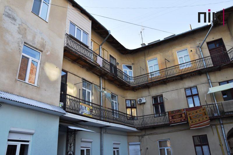 Івано-Франківськ навиворіт: вулиця Грушевського (ФОТОРЕПОРТАЖ) 30 DSC 0209 scaled