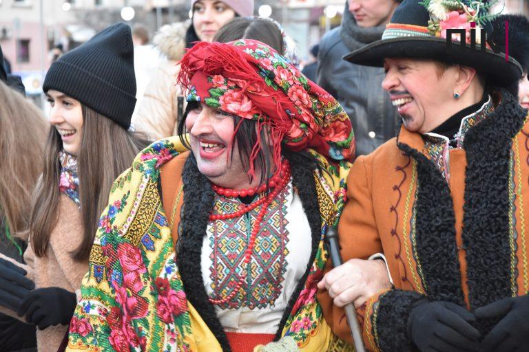 "Люди Прикарпаття": святкування Василя і Маланки в Івано-Франківську (ФОТО) 3 Свято Маланки в Івано-Франківську