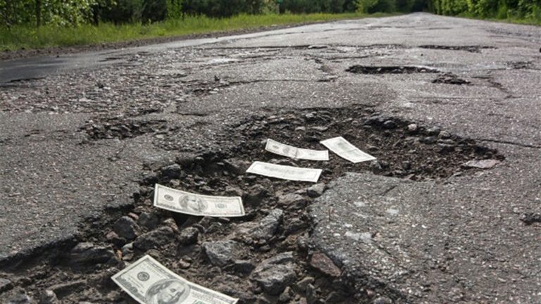 Укравтодор роздав перший мільярд цього року: чи є серед отримувачів підрядник з Прикарпаття 1 Укравтодор роздав перший мільярд цього року: чи є серед отримувачів підрядник з Прикарпаття