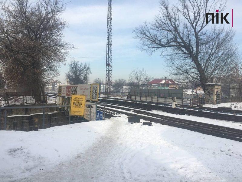 Мандри непомітним Івано-Франківськом: міст-тунель на Вовчинецькій (ФОТО) 7 Міст-тунель у Франківську