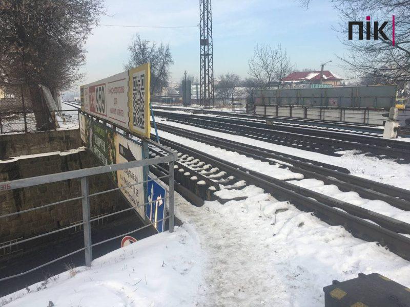 Мандри непомітним Івано-Франківськом: міст-тунель на Вовчинецькій (ФОТО) 8 Міст-тунель у Франківську