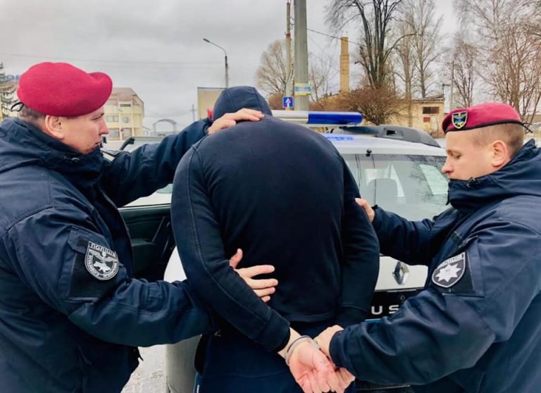 На Прикарпатті затримали нетверезого хулігана, який підстрелив чоловіка (ФОТО) 7 145544205 5436964453010817 6317341282879065491 n