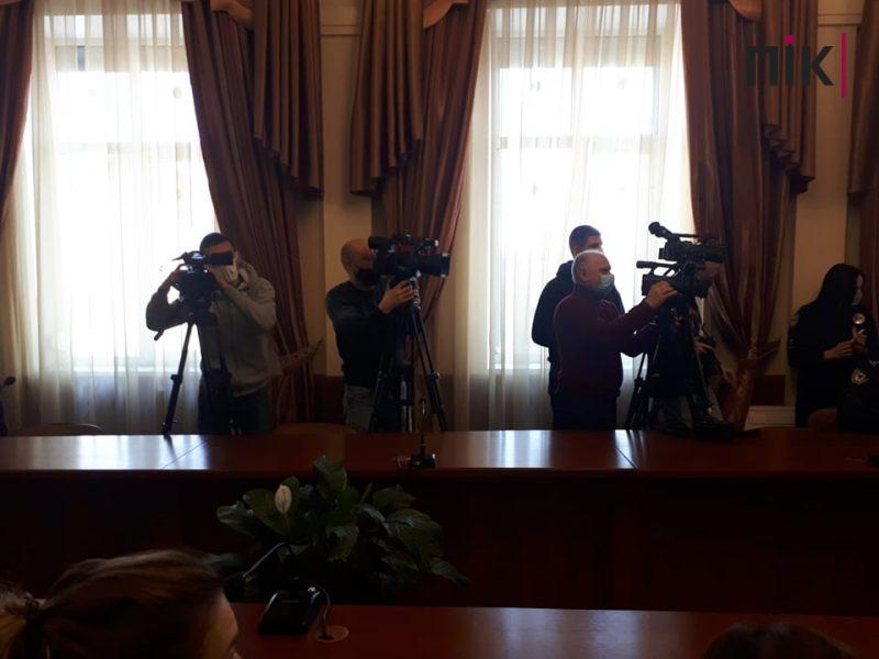 У Івано-Франківську відбувається зустріч начальника поліції із ЗМІ.