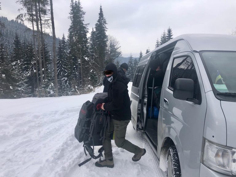 Прибули добровольці з Києва на пошук зниклого туриста в Карпатах (ФОТО) 4 151496094 1088348595006270 2489113899518374468 o