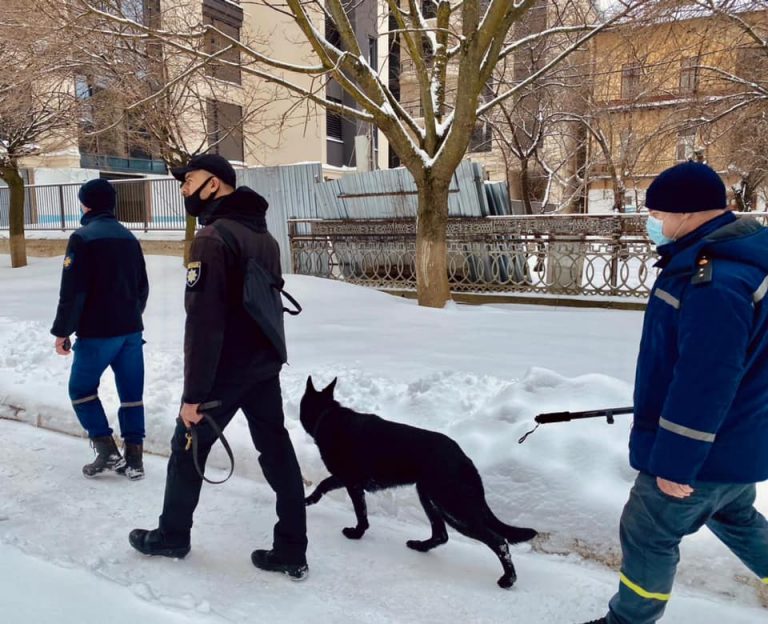 Вранці у Франківську замінували медичний центр 10 151702809 5511635038877091 276987883165480836 n