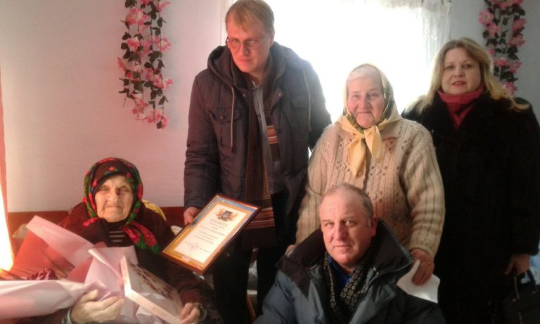 Жителька Бурштинської громади відсвяткувала 100-річний ювілей (ФОТО) 6 Жителька Бурштинської громади відсвяткувала 100-річний ювілей (ФОТО)