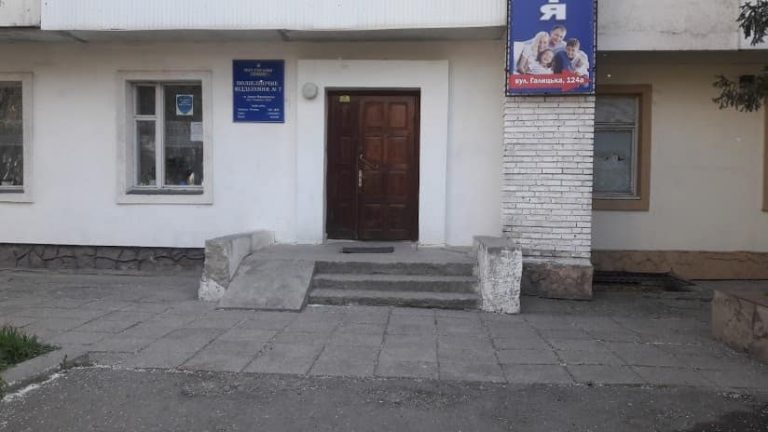 В дитячій поліклініці Франківська відремонтують педіатричне відділення (ФОТО) 4 152030353 4029944733737661 1140246800667136626 n