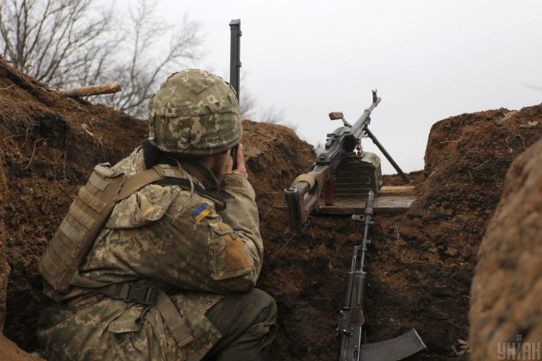 Окупанти обстріляли українські позиції біля Зайцевого: один боєць загинув, ще один поранений 1 1589010743 1987