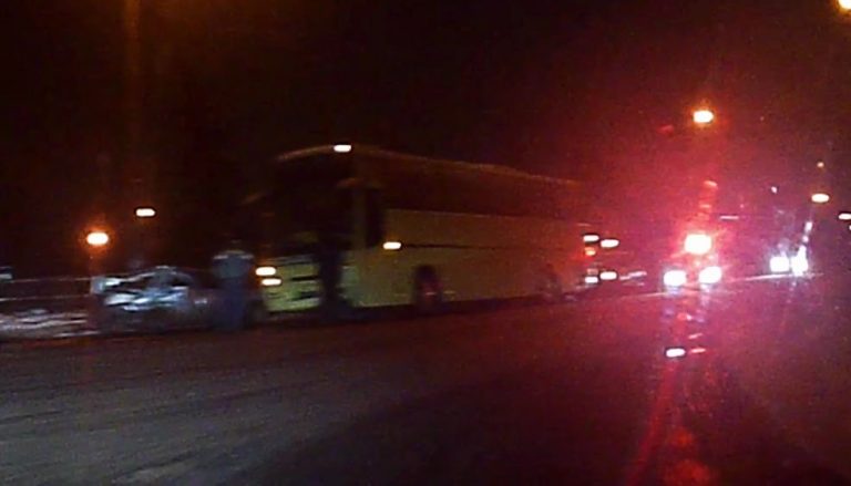 У Франківську автомобіль зіткнувся з автобусом. Є постраждалі (ВІДЕО) 10 Франківськ, ДТП