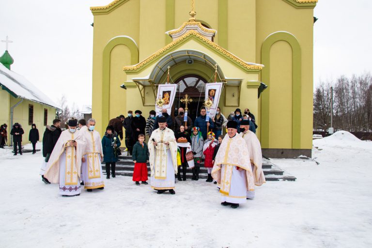 У Чукалівці освятили новозбудований храм (ФОТО) 10 У Чукалівці освятили новозбудований храм (ФОТО)