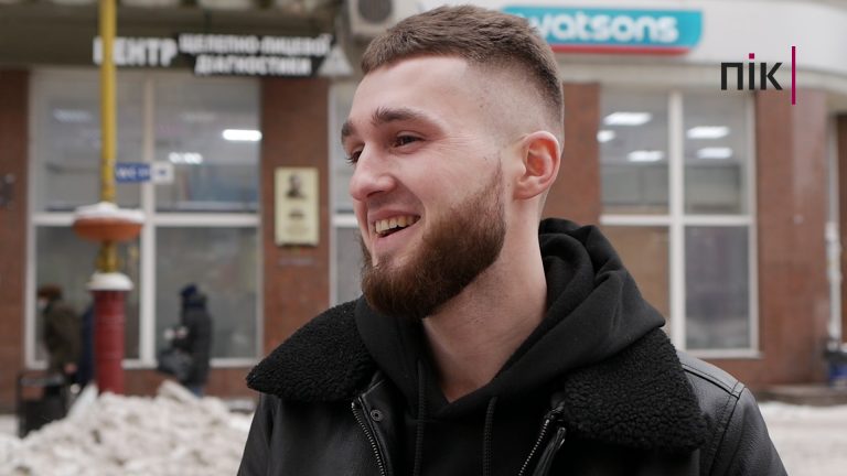Закрили телеканали "112 Україна", NewsOne та ZIK: чи підтримують франківці таке рішення? 8 P1300265.00 00 32 29.Still001