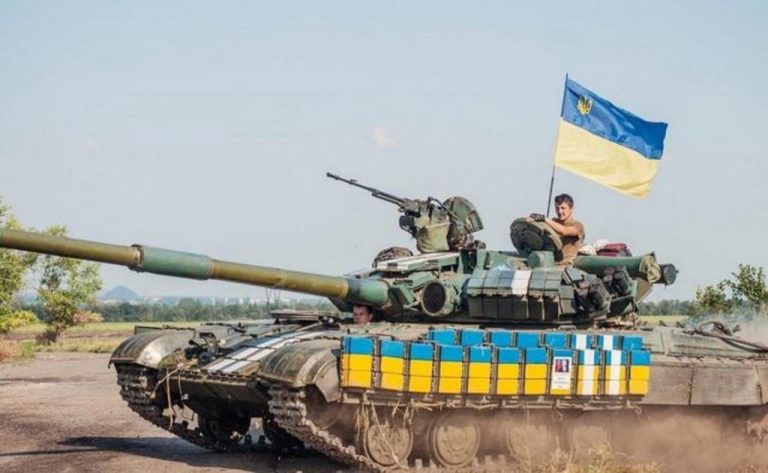 На Донбасі підірвали авто з українськими військовими 7 На Донбасі підірвали авто з українськими військовими