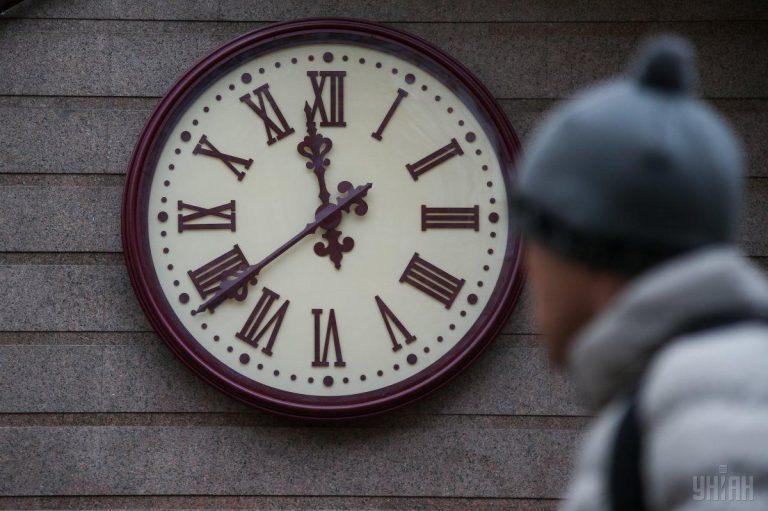 Рада не змогла скасувати сезонне переведення годинників 1 1553863314 7487