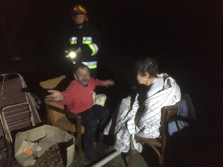 У Франківську під час пожежі врятували двох людей та собаку (ФОТО) 12 156360297 3720510694735405 5989935490967387241 n