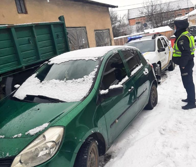 У Косові виявили водія, який керував автомобілем за підробленими документами (ФОТО) 10 164140865 5673563889350871 2165972015951652437 n