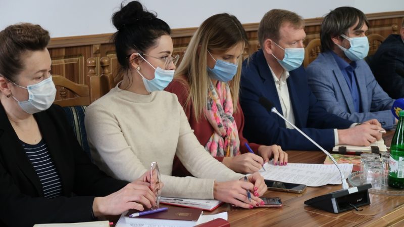 Донеччина ділиться своїм досвідом з Івано-Франківщиною в режимі онлайн (ФОТО) 11 Івано-Франківщина та Донеччина будують мости для співпраці