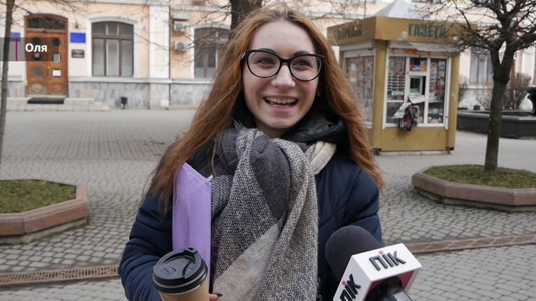 Всесвітній день метеоролога: чи довіряють франківці прогнозу погоди? (ВІДЕО) 8 P1300265.00 00 39 14.Still001