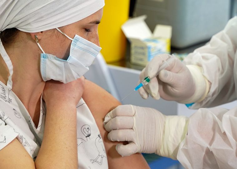 Вакцинація від Covid-19 за добу: в яких регіонах провели найбільше щеплень