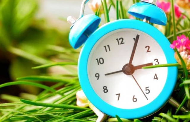 Українці таки переведуть годинники на годину вперед 28 березня.