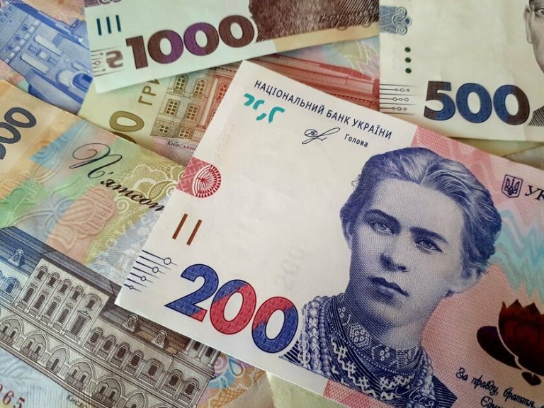 Степанов обіцяє велику "мінімалку" для українських лікарів