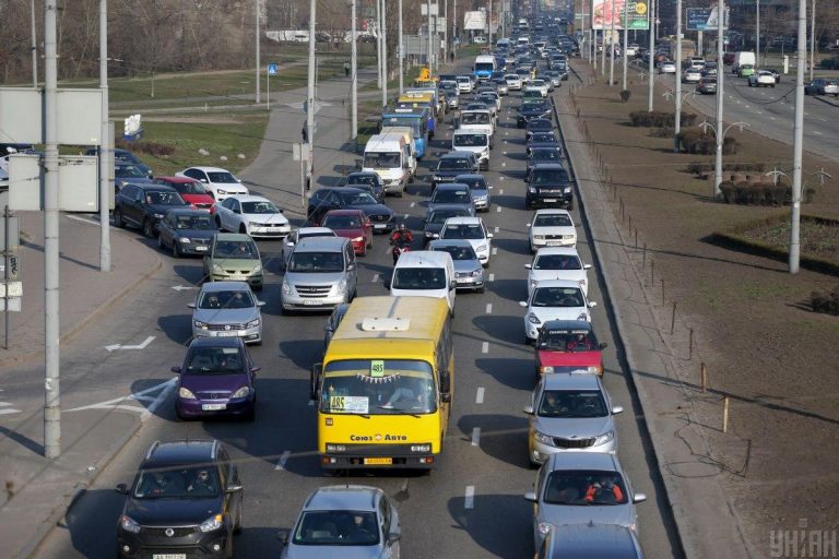 В Україні хочуть повернути дорожній збір з власників авто 6 1618238105 4345
