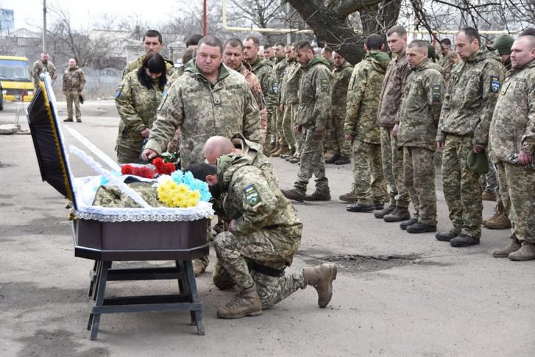 Бійці 10 гірсько-штурмової бригади провели в останню путь Сергія Сулиму (ФОТО) 14 169856080 3635482219913134 3445173981745833584 n 1