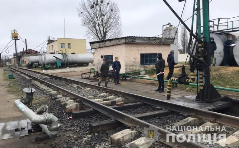 Укрзалізниці і Міноборони: в Україні розкрили схему розкрадання коштів на суму майже 145 мільйонів (ФОТО)