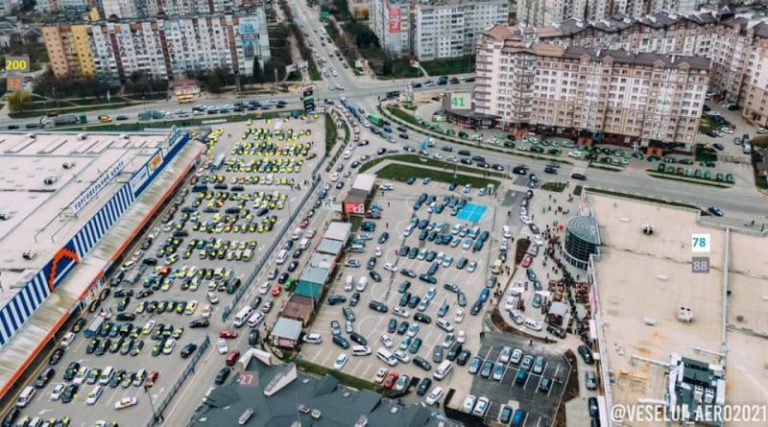 У Франківську розглянули варіант нової організації дорожнього руху біля McDonald's 1 176835568 149023573891713 2569866889559990436 n scaled 1
