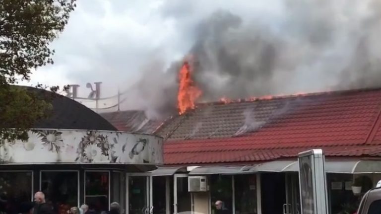 Горить-палає: пожежа на квітковому ринку в Івано-Франківську (ФОТО, ВІДЕО) 12 222232