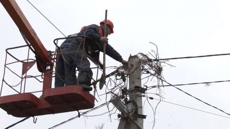 На Богородчанщині замінюють лінії електропередач