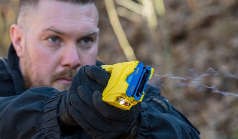 Аваков хоче, щоб поліція в Україні частіше застосовувала електрошокери (ОНОВЛЕНО) 7 Аваков хоче, щоб поліція в Україні частіше застосовувала електрошокери