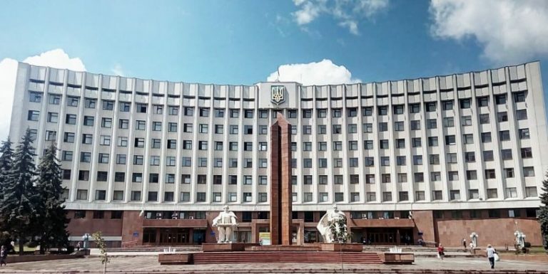 Введення військового стану та повернення ядерного статусу: франківська міськрада звернулися до Зеленського 12 69c395bc5657c54c2abb9e02180fa779