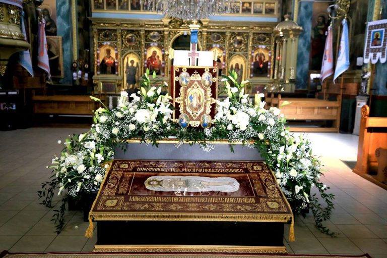 У храмах Франківська вводять обмеження на Великдень 9 93323010 1162428964112035 7861703267552591872 o