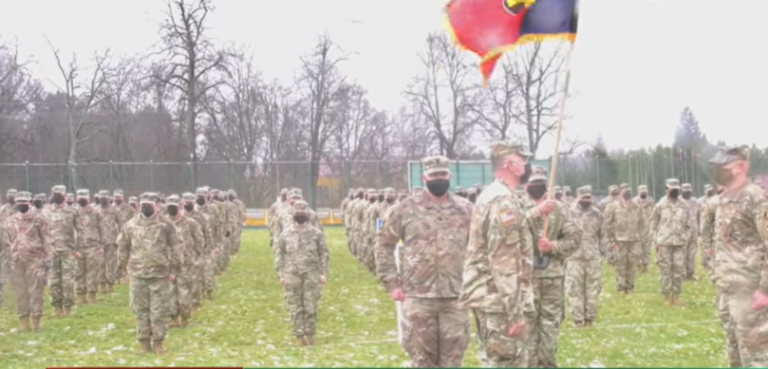В Україну прибули 200 військових з Америки (ВІДЕО) 3 В Україну прибули 200 військових з Америки (ВІДЕО)