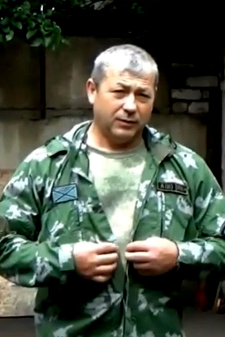 СБУ оголосила розшук ватажка угруповання бойовиків ЛНР (ФОТО) 9 0001