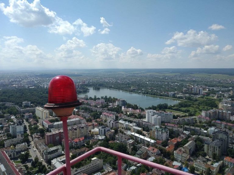 Мандри непомітним Івано-Франківськом: на найвищій точці міста (ФОТО, ВІДЕО) 14 117768973 622098252010785 7708205705104925627 n