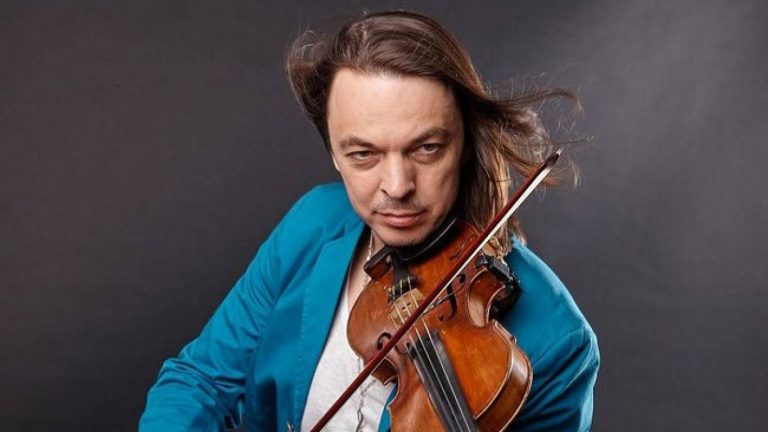 Святослав Кондратів - скрипаль з оркестру "Голосу країни" виступить у Івано-Франківську (ФОТО) 13 Святослав Кондратів - скрипаль з оркестру"Голосу країни" виступить у Івано-Франківську