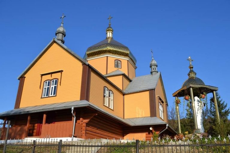 У Тисменицькій ТГ перенесли святкування храмового свята 9 182966665 178444754152614 617921537770330814 n
