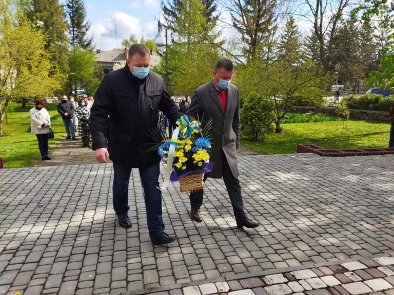 У Городенці вшанували полеглих під час Другої світової війни (ФОТО) 11 183594325 196024949003550 6968575147816436107 n