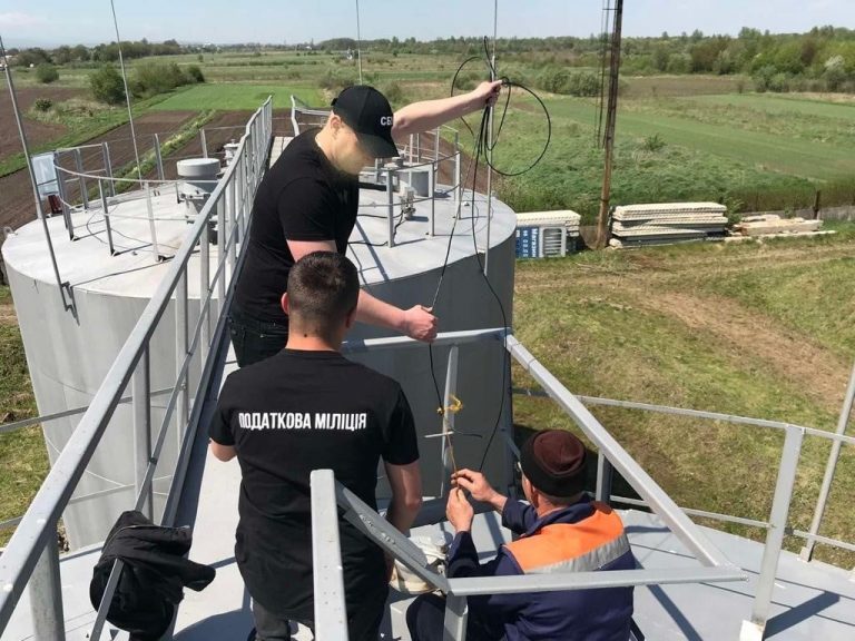 У Франківську вилучили підакцизне пальне майже на 5 мільйонів гривень (ФОТО) 12 188162562 2987778751452784 8793748054714729720 n