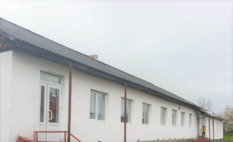 На Надвірнянщині хочуть реконструювати Молодківський ліцей (ФОТО) 11 188317165 522864305755373 7067423423959715124 n