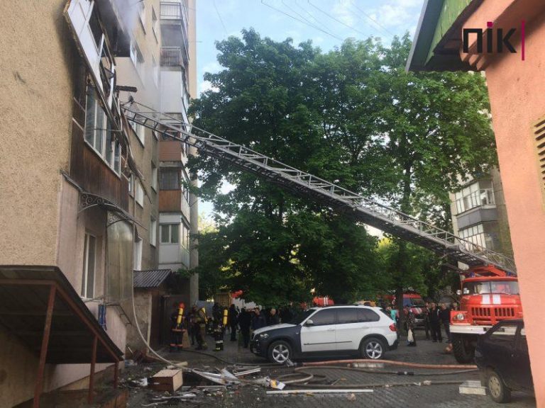 Нові деталі пожежі у Франківську: загинув чоловік (ФОТО, ВІДЕО) 1 188492370 342774503847947 8137395200745142439 n scaled 1