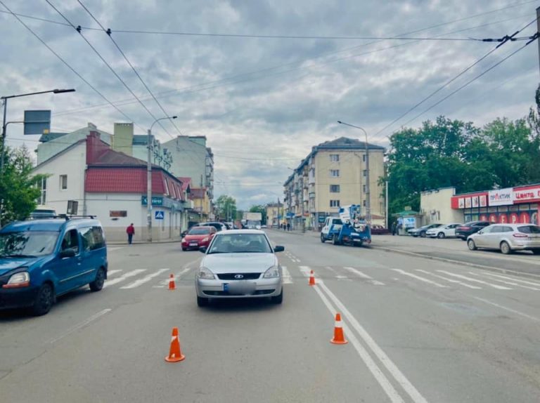 У Франківську збили пішохода. Постраждала у лікарні (ФОТО) 5 188826563 5978940208813236 2573456959090371614 n