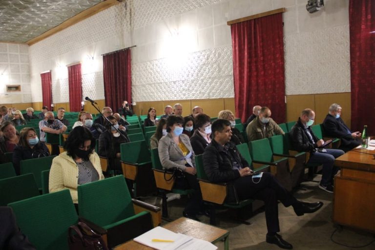 На Болехівщині школи господарюватимуть по-новому: що зміниться 5 190902900 1664185160456522 5538939726077277786 n