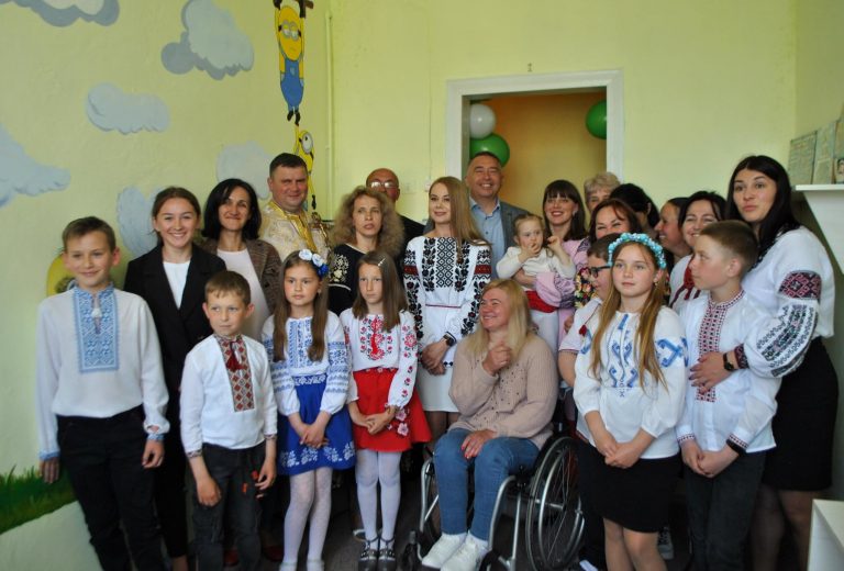 На Богородчанщині відкрили ресурсну кімнату для дітей з особливими освітніми потребами (ФОТО) 5 На Богородчанщині відкрили ресурсну кімнату для дітей з особливими освітніми потребами (ФОТО)