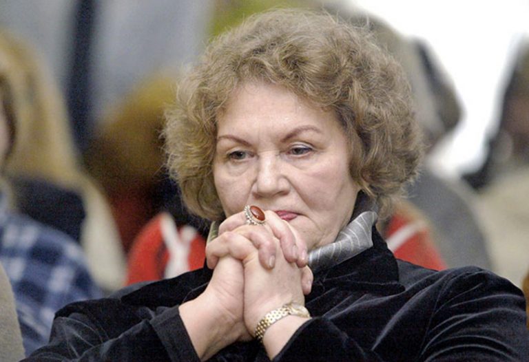Ліна Костенко висловила подяку рогатинцям 6 9e9090c81529aea