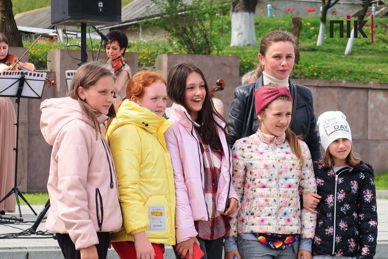 Село Русів на Прикарпатті продовжує вшановувати великого Василя Стефаника: що ще буде (ФОТО) 10 150-річчя Стефаника